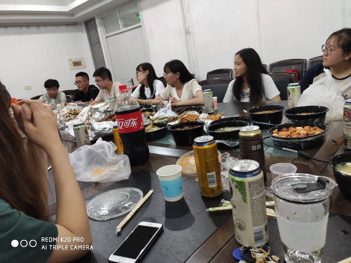 课题组聚餐欢送毕业生